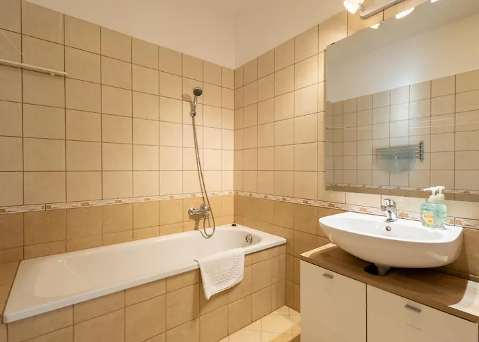 Laguna Family By Bltn